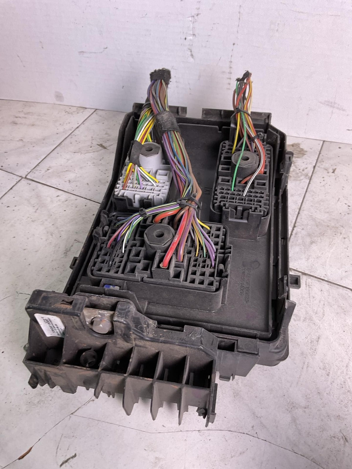 Engine Fuse Box CHEVY CRUZE 190